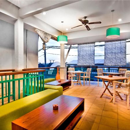 The Green Zhurga Suite Kerobokan  Luaran gambar