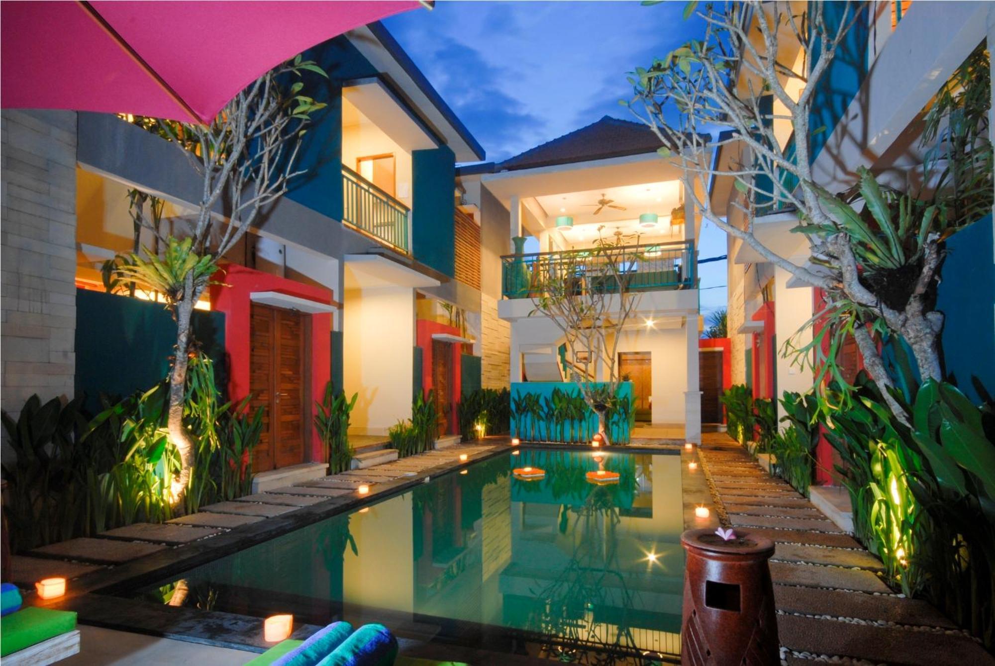 The Green Zhurga Suite Kerobokan  Luaran gambar