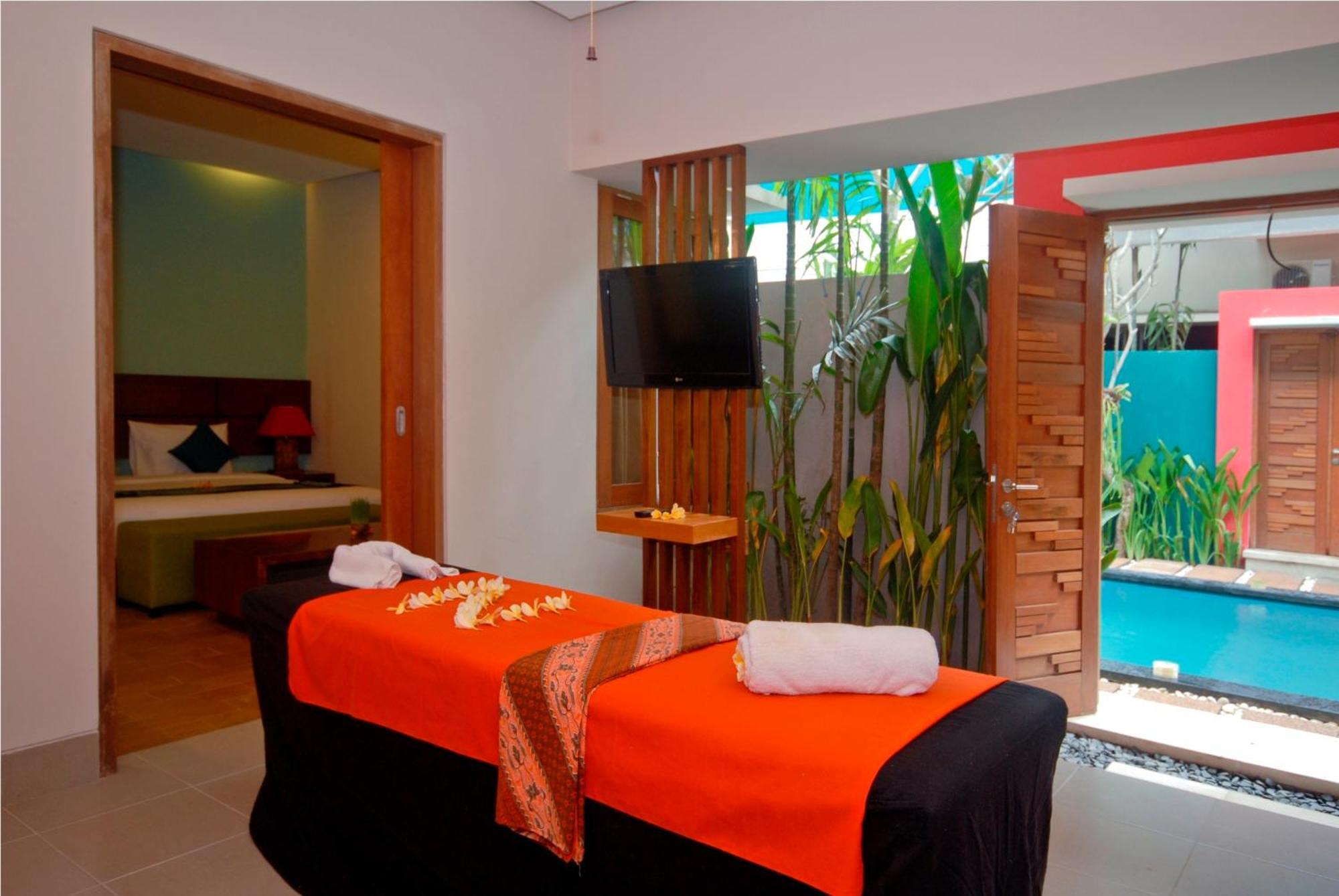 The Green Zhurga Suite Kerobokan  Luaran gambar