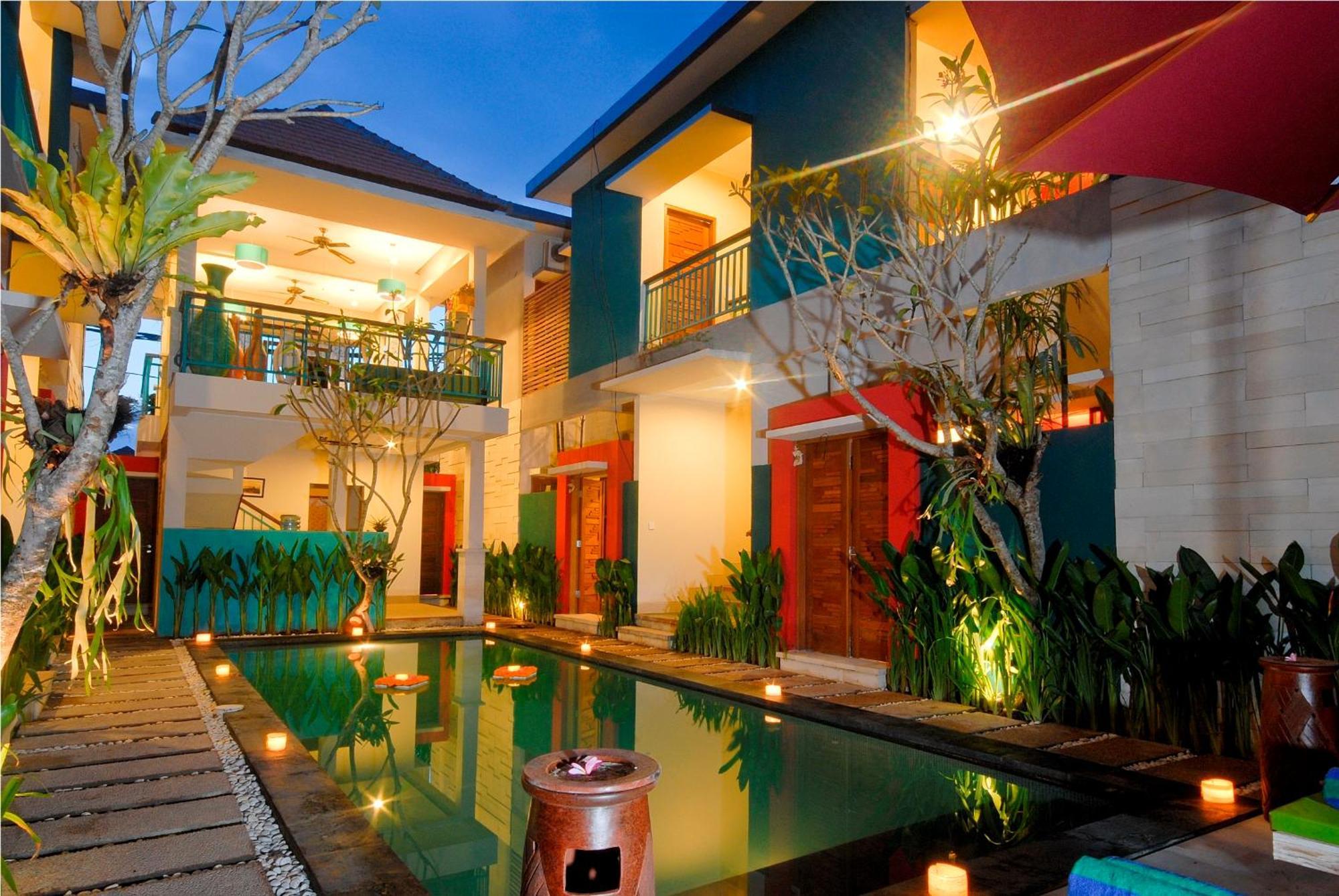 The Green Zhurga Suite Kerobokan  Luaran gambar